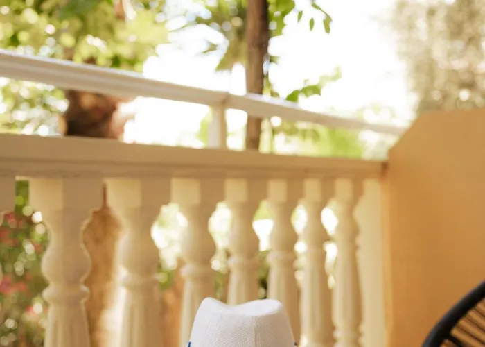 Abelia Boutique 3*